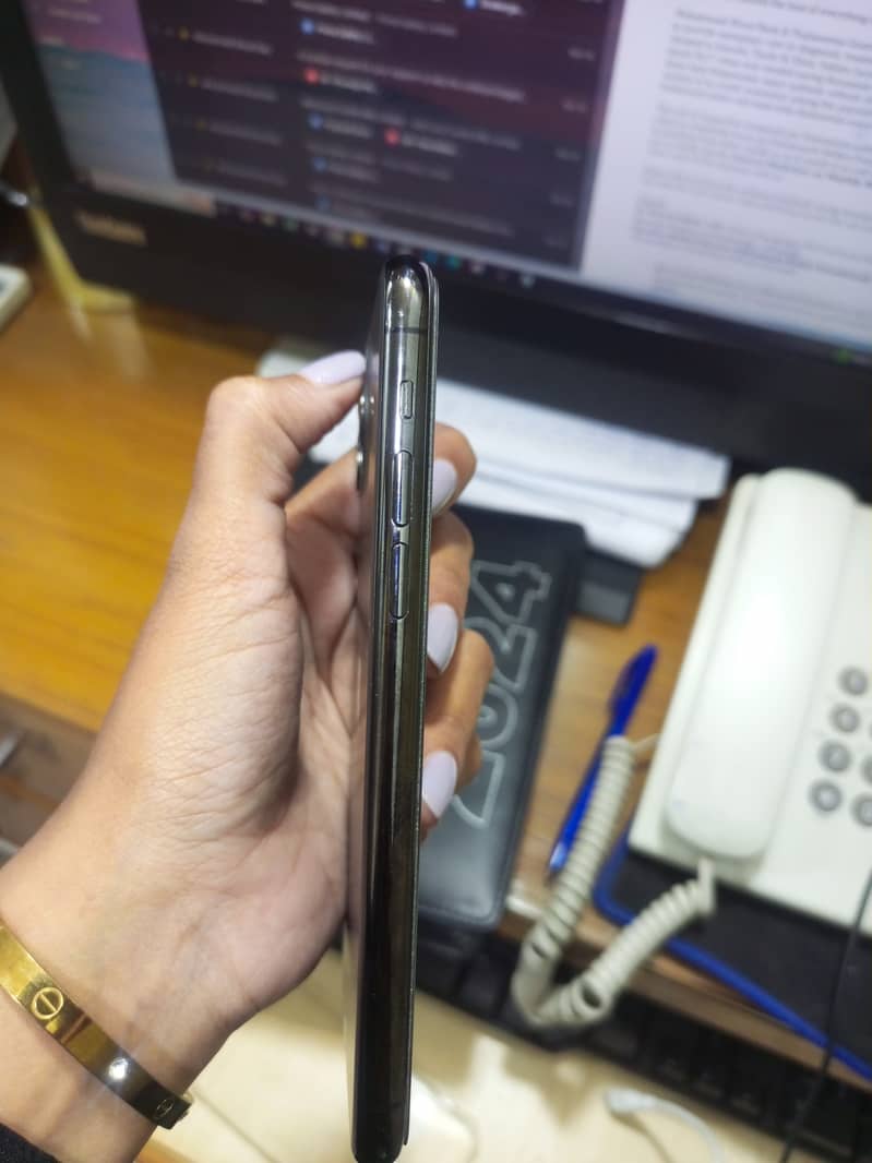 Iphone 11pro (JV) non pta, space grey colour 1