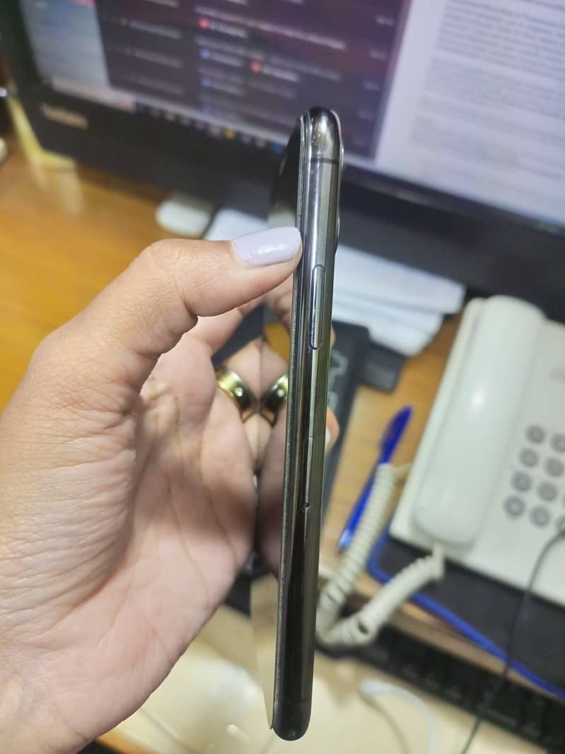 Iphone 11pro (JV) non pta, space grey colour 2