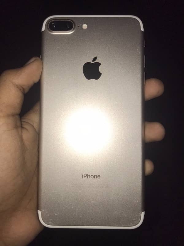 IPHONE 7PLUS 128GB 3