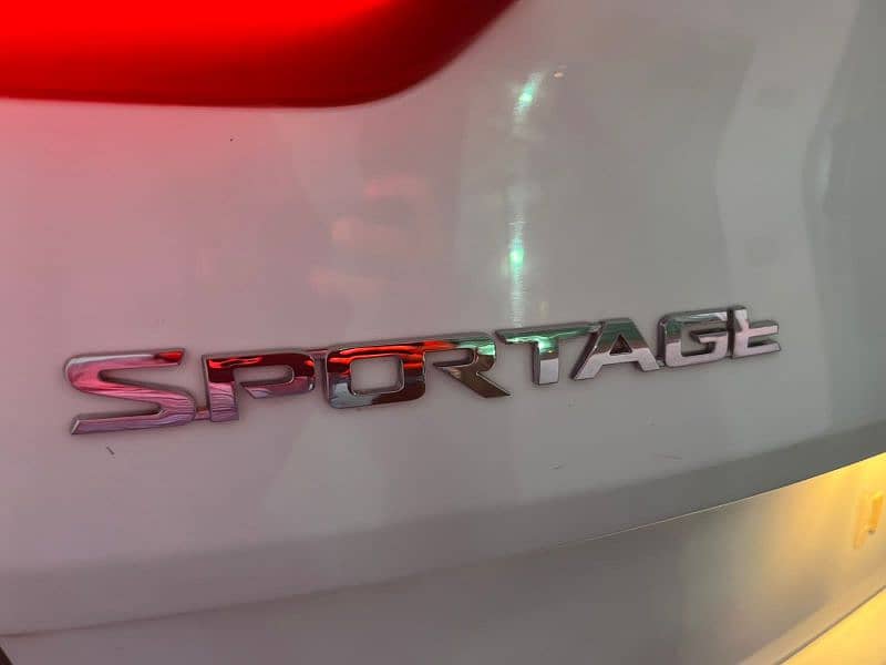 KIA Sportage FWD 2022 4