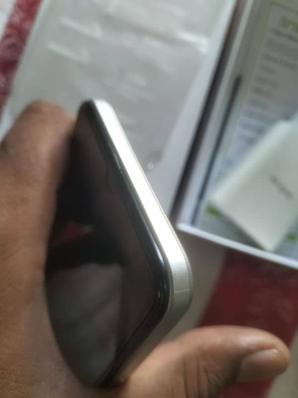 Infinix Note 11 4-128 with Box charger for sale in Lahore. 7