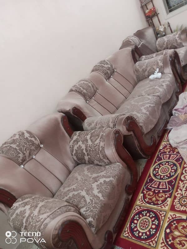 7 seater sofa set  with center table 0