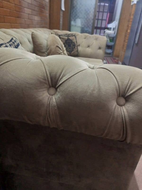 5 seater sofa with cushions 6