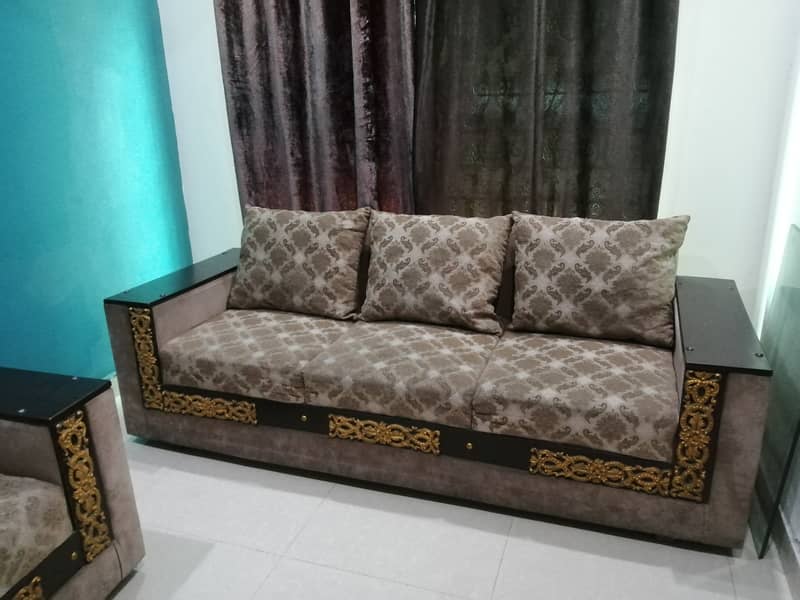 All furniture for sale in cheapest prize 4