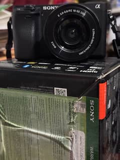 Sony Alpha a6400 Mirrorless Camera with 16-50mm Lens