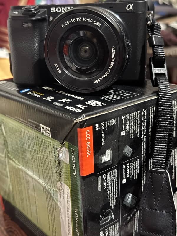 Sony Alpha a6400 Mirrorless Camera with 16-50mm Lens 3