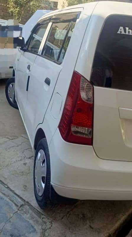 Suzuki Wagon R 2018 3