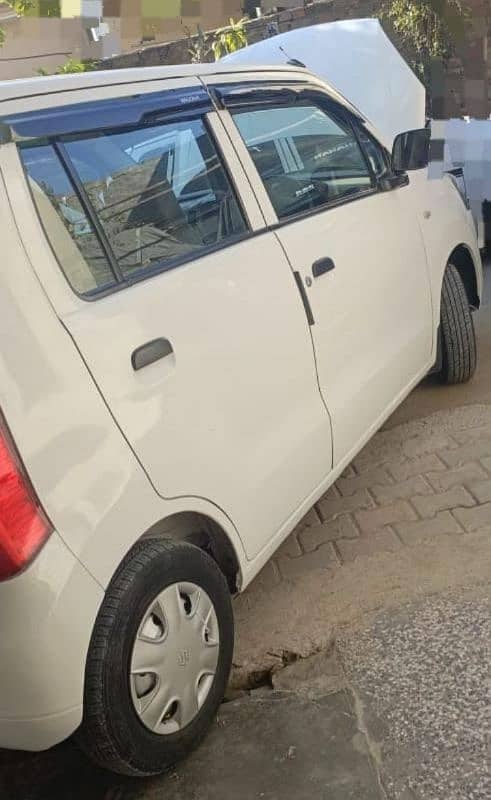 Suzuki Wagon R 2018 4