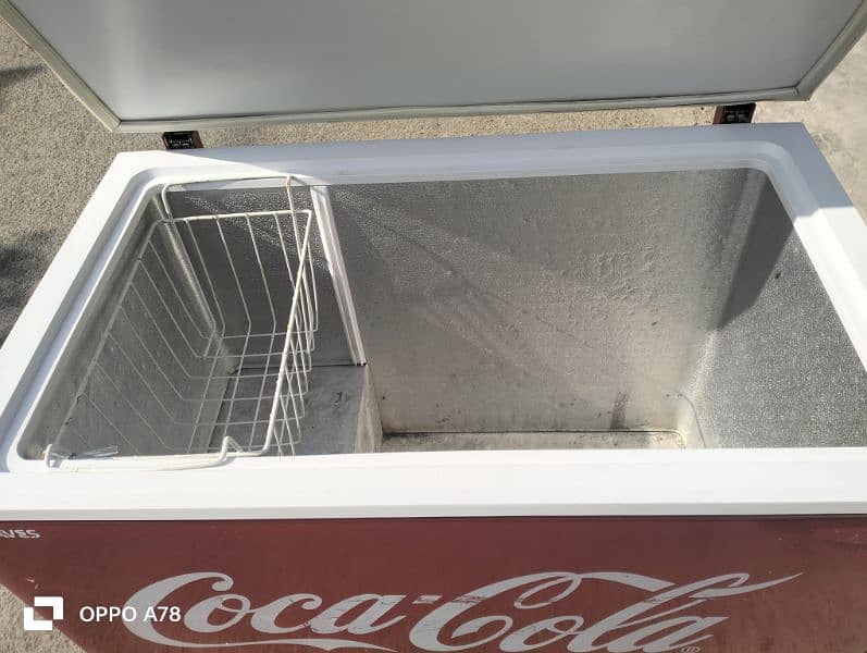 Coke deep freezer all ok good condition total original 4