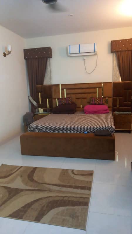 three bed dd tiled flooring portion for rent in johar 3