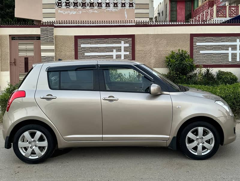 Suzuki Swift Model  2015(Automatic)Gift For Swift Lover 8