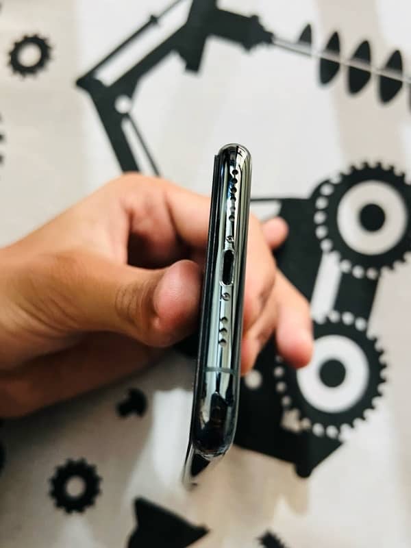 IPHONE 11 pro 256 GB 3