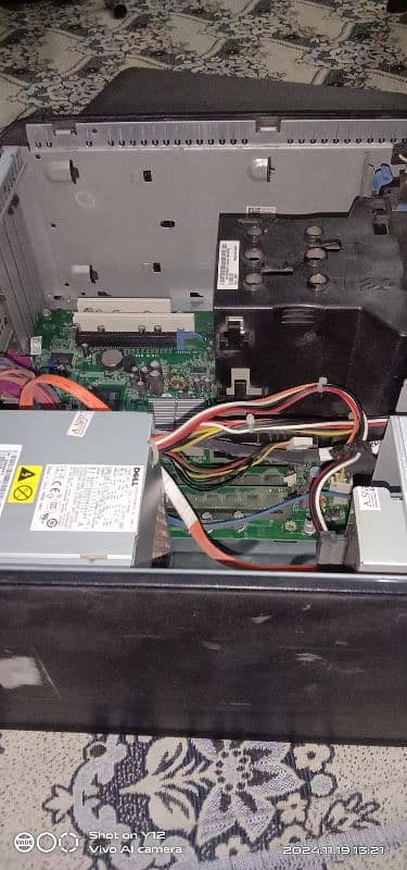 I sell my PC used condition dell company good condition 1