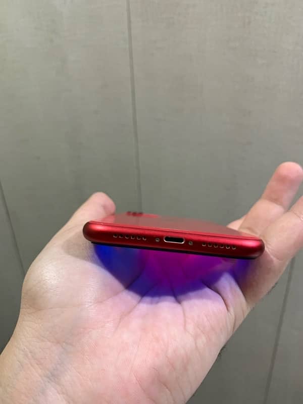 iPhone 11 non pta ( jv ) almost new 2