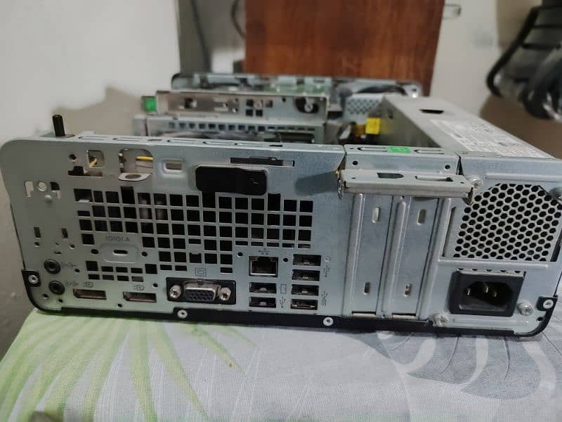 Hp ryzen 3 2200g pro, 8gb ddr4, 128nvme, 500gb HDD 3