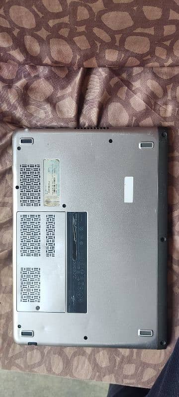 Dell Vostro 3360 Core i3 4GB RAM/16GB MSata /160GBHDD 17