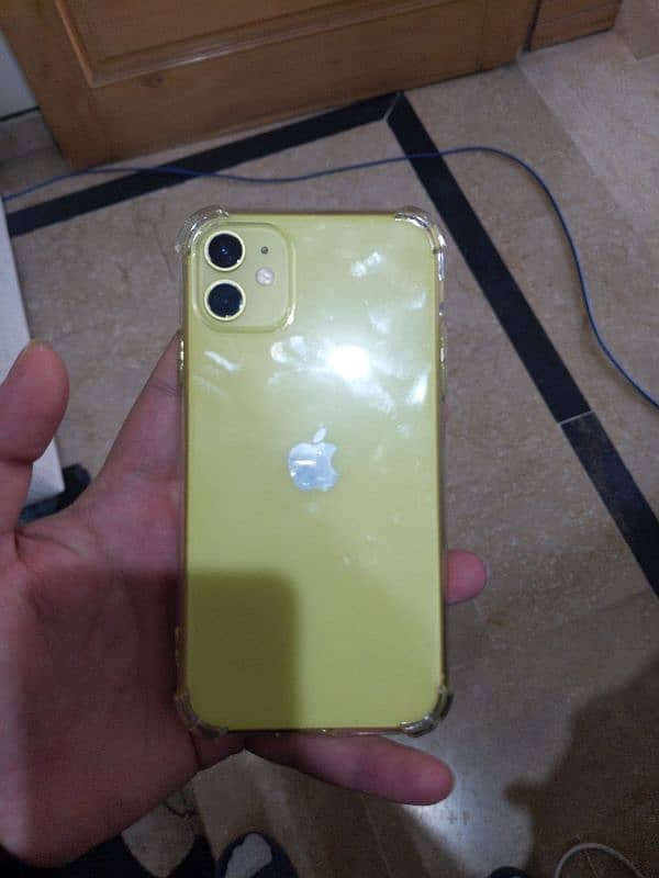 iPhone 11 4/64 GB Yellow color 1