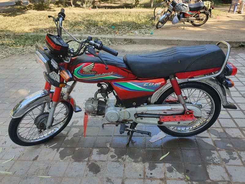 Honda 70cc  full janion halat ma  ha 0