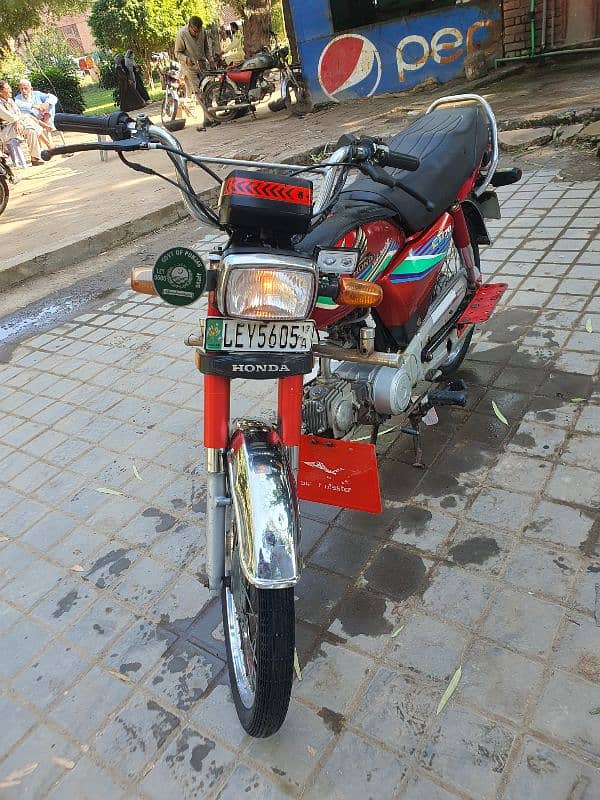 Honda 70cc  full janion halat ma  ha 6