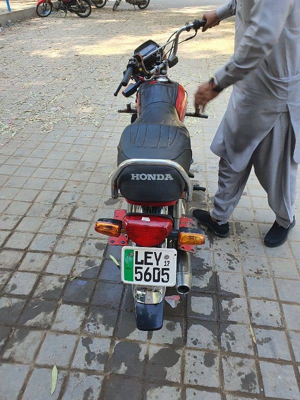 Honda 70cc  full janion halat ma  ha 8