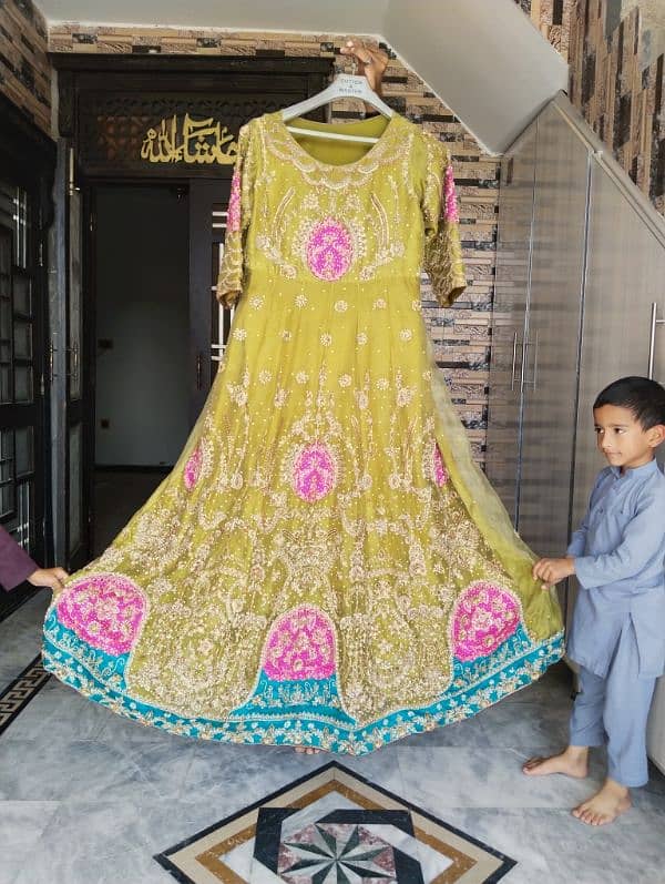 Bridal Mehndi Dress Available For Sale 3