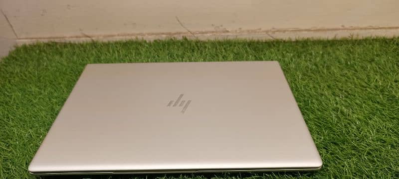 hp laptop 840 g5 2