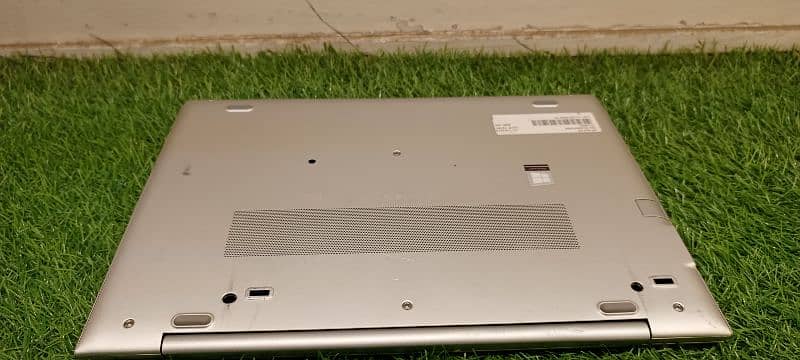 hp laptop 840 g5 3