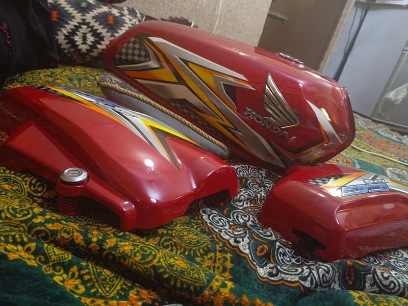 new Honda 25 model ke tanki tape 1