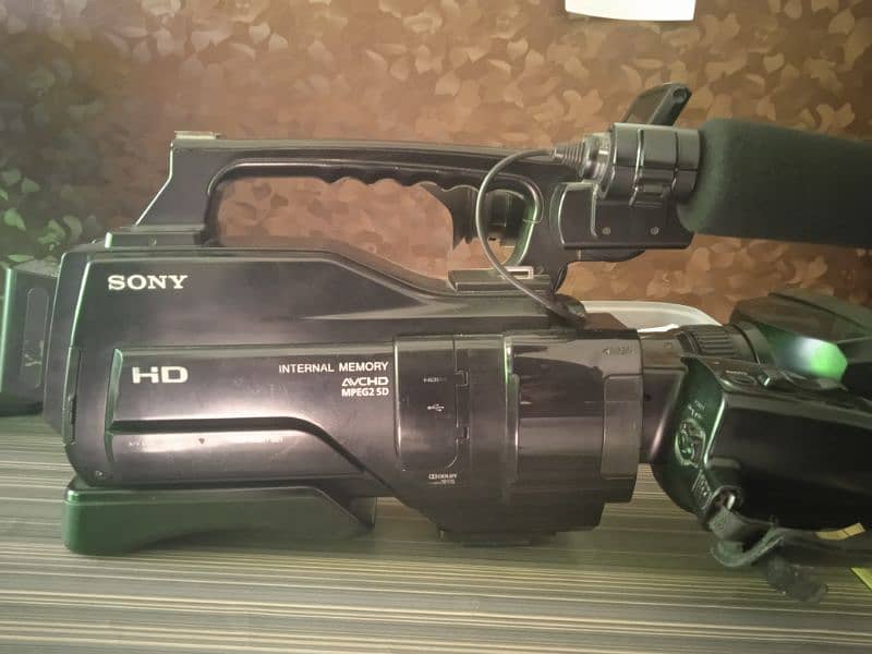 Sony MC-2500 HD Camera 2