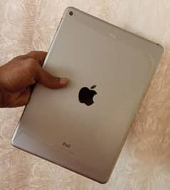 03090789029 Only Call iPAD Air 2