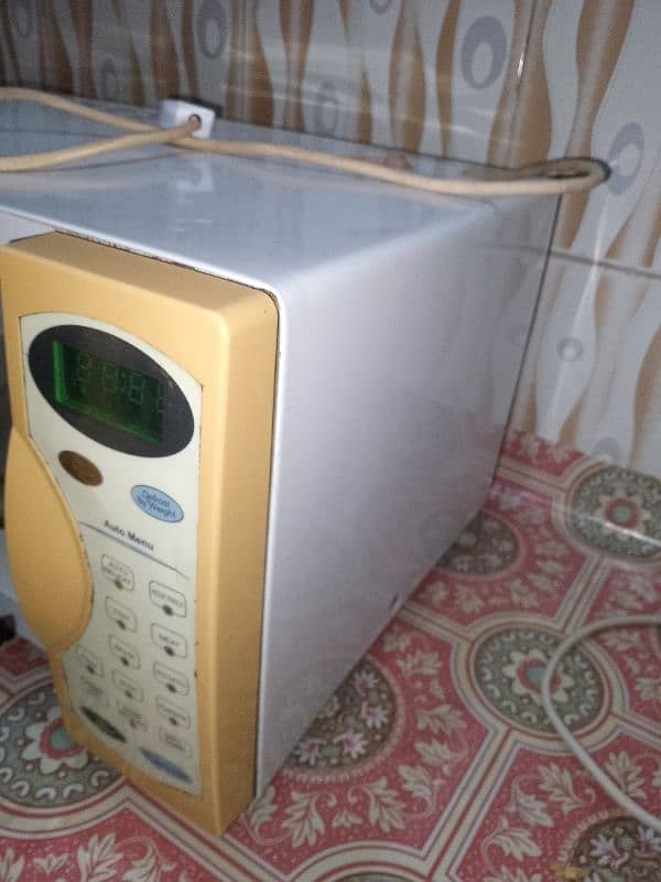 microwave 1