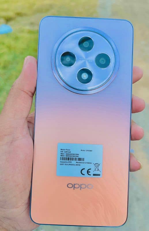 OPPO Reno 12 f 1