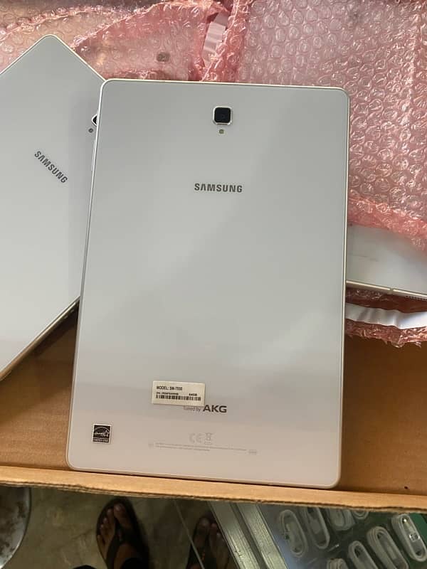 Samsung S4 tablet 4