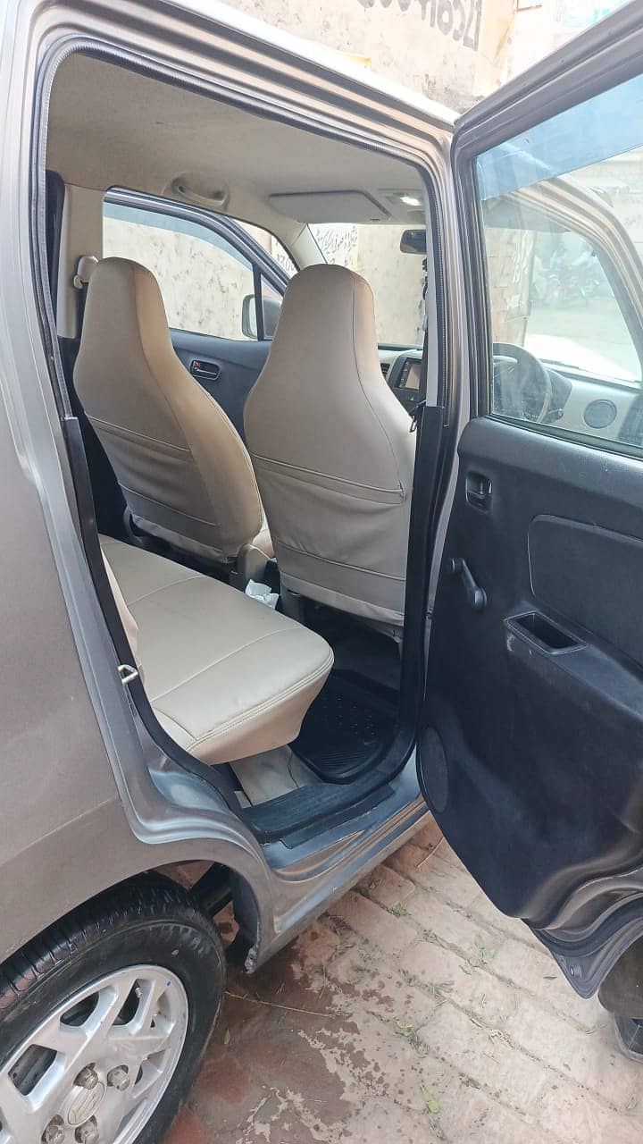 Suzuki Wagon R 2014 10