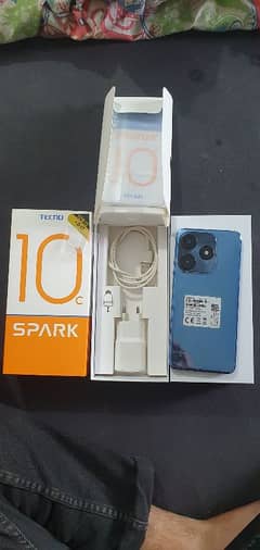 Tecno soark 10c 4+4/128 complete saman sealed