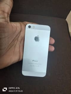 iphone 5s with box