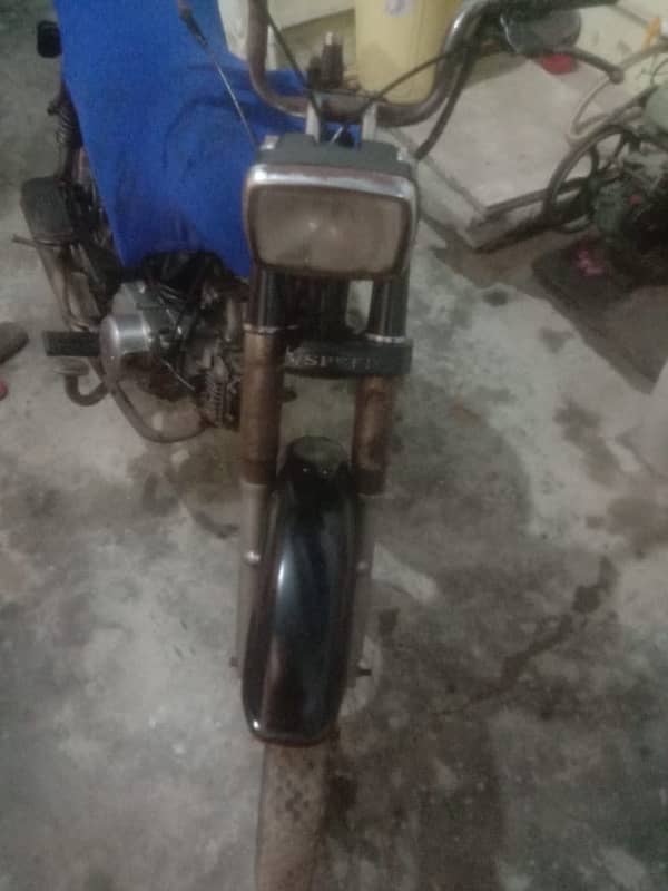 hi speed bike 70cc 2016 all ok good condition 4