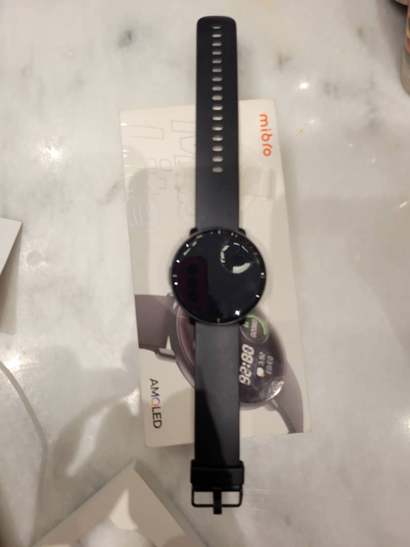 Smart watch Brand new condition 1