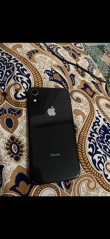 iPhone XR 64gb read add 4