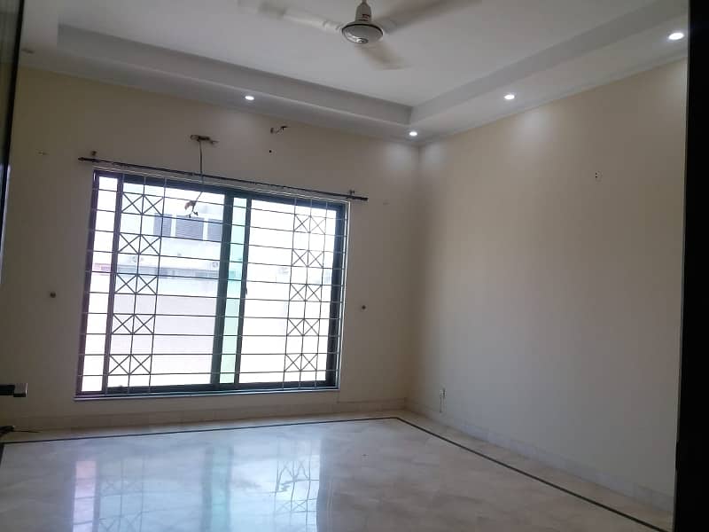 01 Kanal Like Brand New Bungalow Upper Portion for rent in HBFC Socitey Near to DHA Phase-5/park 17