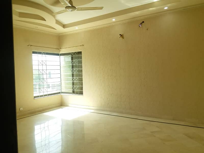 01 Kanal Like Brand New Bungalow Upper Portion for rent in HBFC Socitey Near to DHA Phase-5/park 19