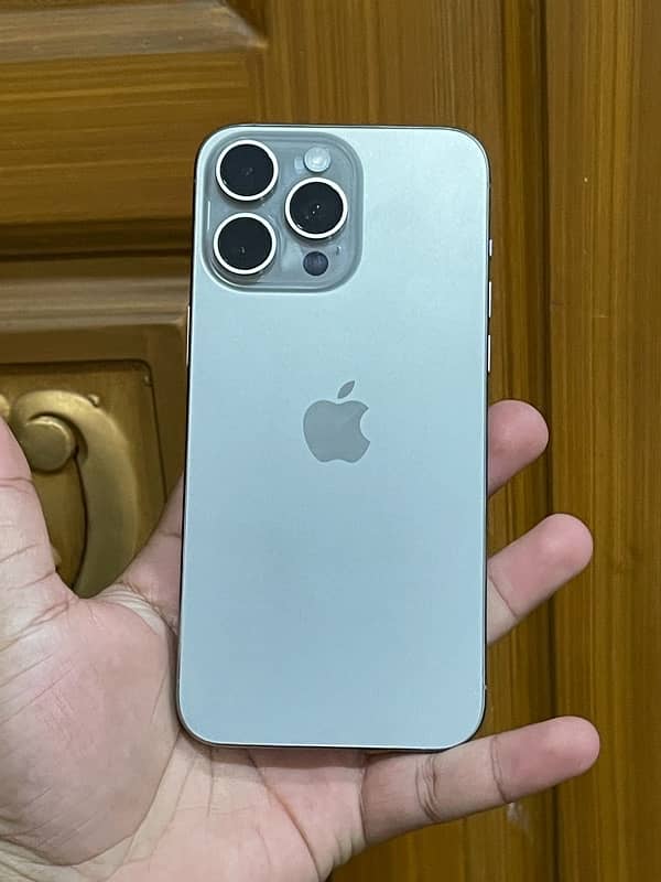 iphone 15 pro max factory 2