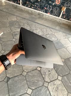 Macbook