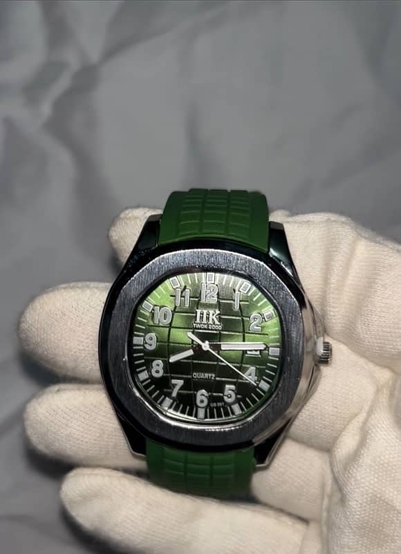 nautilus watch green crocodile themed 1