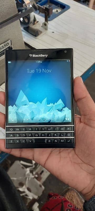 Blackberry passport 0