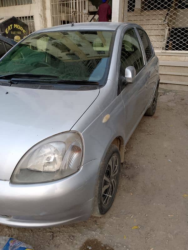 Toyota Vitz 1999 3