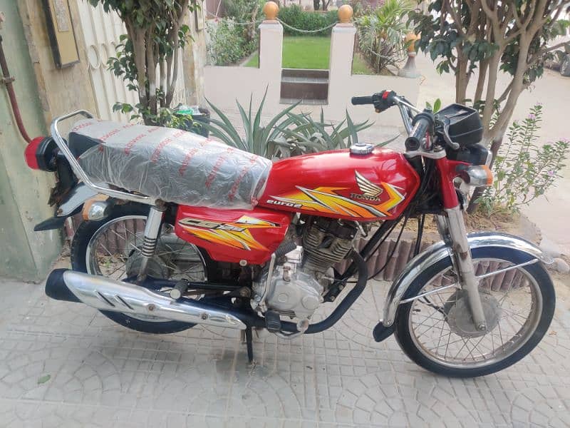 Honda 125 model 2021 Karachi number contact only call me 2