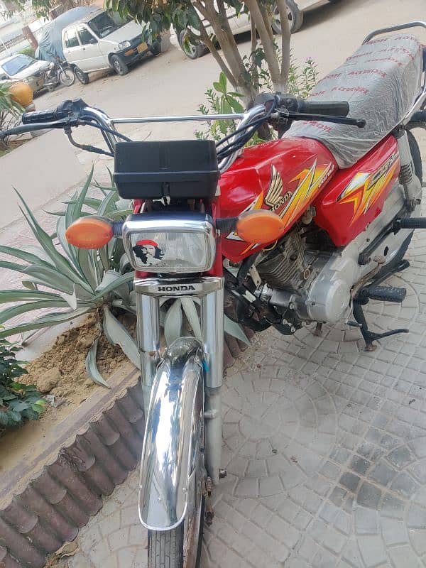 Honda 125 model 2021 Karachi number contact only call me 4