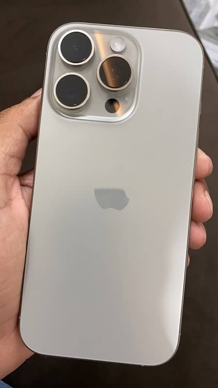 iphone 16 pro 0