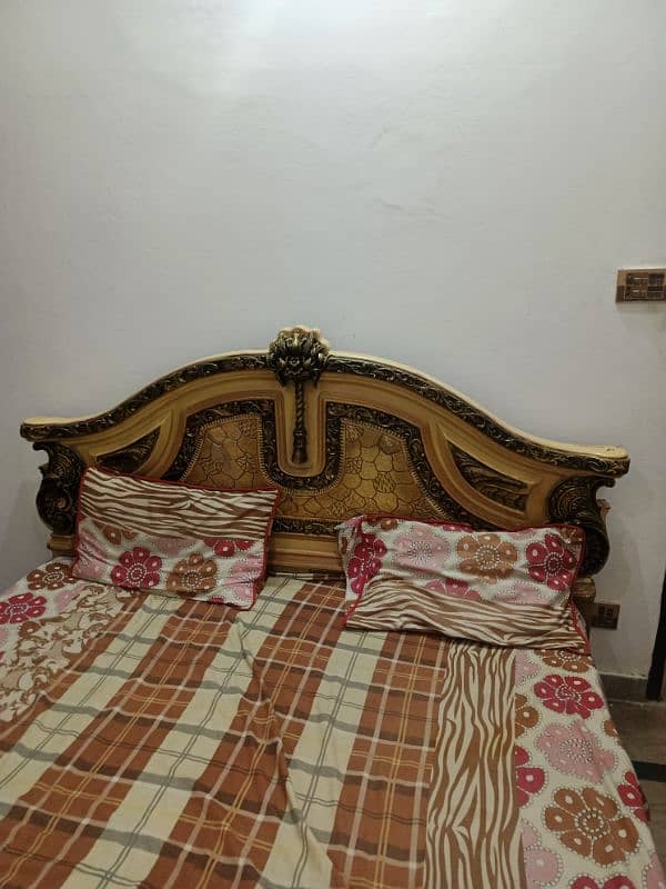 King Bed 1